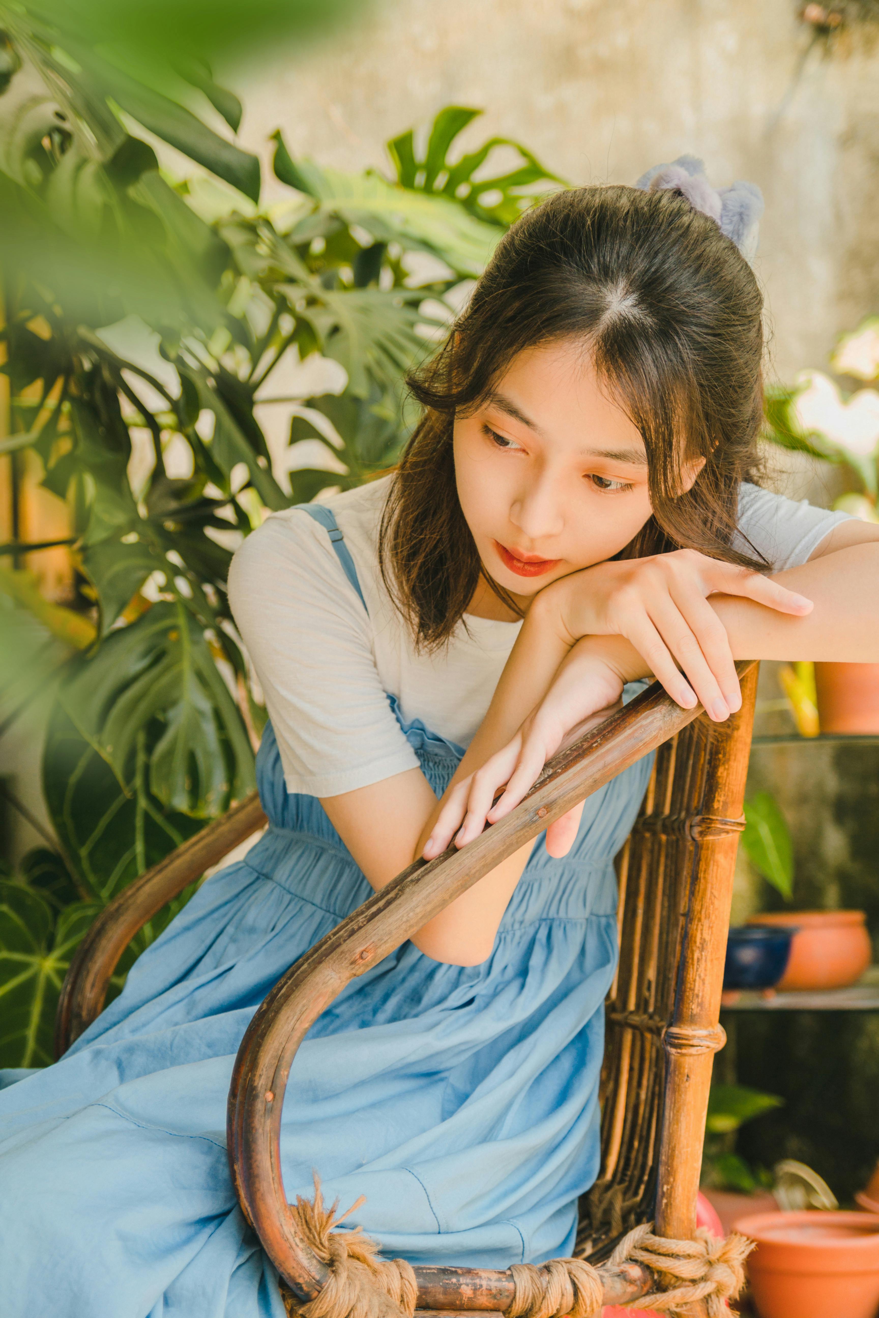 参考穿搭观感：紧身与自然版型的差别